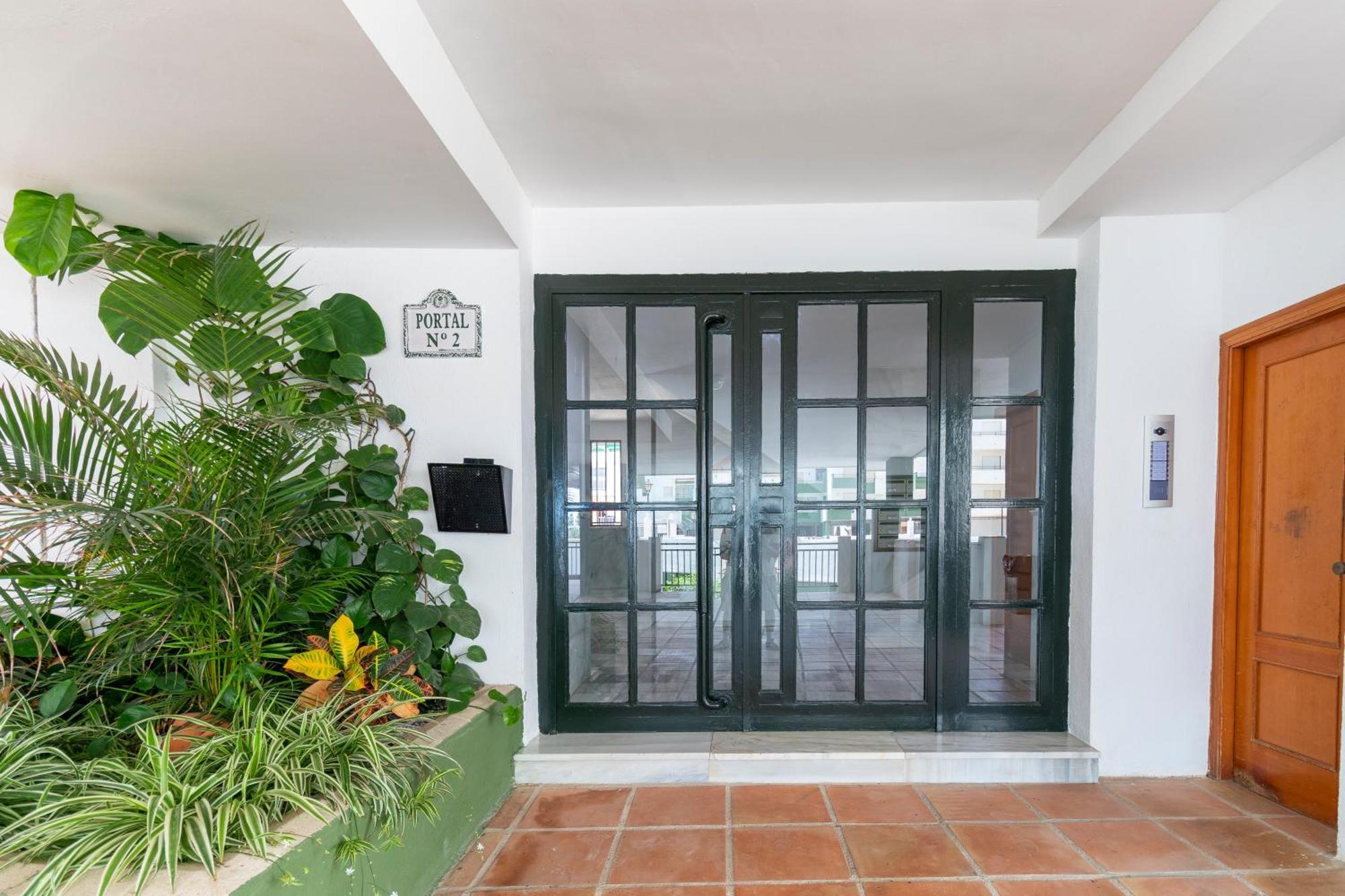 Rentitspain Moderno Apartamento Calaverde Frente Al Mar Salobreña Esterno foto